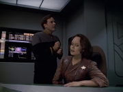 Filename=extant_StarTrek_VOY_6x10-Pathfinder_01696.jpg
Filesize=154KiB
Dimensions=1200x900
Date added=Dec 28, 2019 extant_StarTrek_VOY_6x10-Pathfinder_01696.jpg