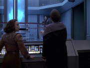 Filename=extant_StarTrek_VOY_6x10-Pathfinder_01738.jpg
Filesize=188KiB
Dimensions=1200x900
Date added=Dec 28, 2019 extant_StarTrek_VOY_6x10-Pathfinder_01738.jpg