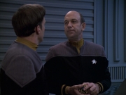Filename=extant_StarTrek_VOY_6x10-Pathfinder_01760.jpg
Filesize=155KiB
Dimensions=1200x900
Date added=Dec 28, 2019 extant_StarTrek_VOY_6x10-Pathfinder_01760.jpg