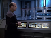 Filename=extant_StarTrek_VOY_6x10-Pathfinder_01785.jpg
Filesize=181KiB
Dimensions=1200x900
Date added=Dec 28, 2019 extant_StarTrek_VOY_6x10-Pathfinder_01785.jpg