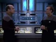 Filename=extant_StarTrek_VOY_6x10-Pathfinder_01787.jpg
Filesize=189KiB
Dimensions=1200x900
Date added=Dec 28, 2019 extant_StarTrek_VOY_6x10-Pathfinder_01787.jpg