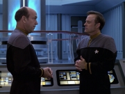 Filename=extant_StarTrek_VOY_6x10-Pathfinder_01813.jpg
Filesize=197KiB
Dimensions=1200x900
Date added=Dec 28, 2019 extant_StarTrek_VOY_6x10-Pathfinder_01813.jpg