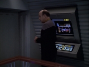 Filename=extant_StarTrek_VOY_6x10-Pathfinder_01896.jpg
Filesize=132KiB
Dimensions=1200x900
Date added=Dec 28, 2019 extant_StarTrek_VOY_6x10-Pathfinder_01896.jpg