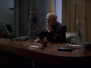 Filename=extant_StarTrek_VOY_6x10-Pathfinder_02026.jpg
Filesize=148KiB
Dimensions=1200x900
Date added=Dec 28, 2019 extant_StarTrek_VOY_6x10-Pathfinder_02026.jpg