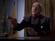 Filename=extant_StarTrek_VOY_6x10-Pathfinder_02204.jpg
Filesize=153KiB
Dimensions=1200x900
Date added=Dec 28, 2019 extant_StarTrek_VOY_6x10-Pathfinder_02204.jpg
