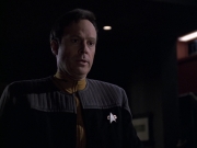 Filename=extant_StarTrek_VOY_6x10-Pathfinder_02245.jpg
Filesize=118KiB
Dimensions=1200x900
Date added=Dec 28, 2019 extant_StarTrek_VOY_6x10-Pathfinder_02245.jpg