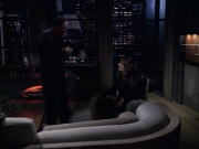 Filename=extant_StarTrek_VOY_6x10-Pathfinder_02310.jpg
Filesize=174KiB
Dimensions=1200x900
Date added=Dec 28, 2019 extant_StarTrek_VOY_6x10-Pathfinder_02310.jpg
