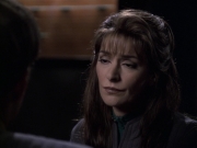 Filename=extant_StarTrek_VOY_6x10-Pathfinder_02396.jpg
Filesize=130KiB
Dimensions=1200x900
Date added=Dec 28, 2019 extant_StarTrek_VOY_6x10-Pathfinder_02396.jpg