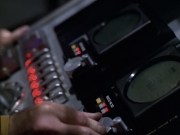 extant_StarTrek_VOY_6x10-Pathfinder_02689.jpg