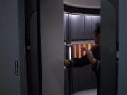Filename=extant_StarTrek_VOY_6x10-Pathfinder_02799.jpg
Filesize=124KiB
Dimensions=1200x900
Date added=Dec 28, 2019 extant_StarTrek_VOY_6x10-Pathfinder_02799.jpg