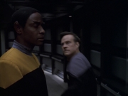Filename=extant_StarTrek_VOY_6x10-Pathfinder_02846.jpg
Filesize=128KiB
Dimensions=1200x900
Date added=Dec 28, 2019 extant_StarTrek_VOY_6x10-Pathfinder_02846.jpg