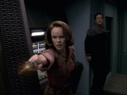 Filename=extant_StarTrek_VOY_6x10-Pathfinder_02913.jpg
Filesize=168KiB
Dimensions=1200x900
Date added=Dec 28, 2019 extant_StarTrek_VOY_6x10-Pathfinder_02913.jpg