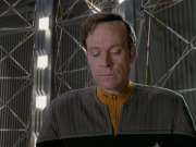Filename=extant_StarTrek_VOY_6x10-Pathfinder_03093.jpg
Filesize=202KiB
Dimensions=1200x900
Date added=Dec 28, 2019 extant_StarTrek_VOY_6x10-Pathfinder_03093.jpg