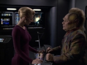 extant_StarTrek_VOY_6x10-Pathfinder_03140.jpg