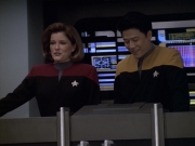 Filename=extant_StarTrek_VOY_6x10-Pathfinder_03349.jpg
Filesize=159KiB
Dimensions=1200x900
Date added=Dec 28, 2019 extant_StarTrek_VOY_6x10-Pathfinder_03349.jpg
