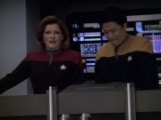 Filename=extant_StarTrek_VOY_6x10-Pathfinder_03352.jpg
Filesize=158KiB
Dimensions=1200x900
Date added=Dec 28, 2019 extant_StarTrek_VOY_6x10-Pathfinder_03352.jpg