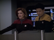 Filename=extant_StarTrek_VOY_6x10-Pathfinder_03365.jpg
Filesize=147KiB
Dimensions=1200x900
Date added=Dec 28, 2019 extant_StarTrek_VOY_6x10-Pathfinder_03365.jpg
