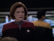 Filename=extant_StarTrek_VOY_6x10-Pathfinder_03380.jpg
Filesize=146KiB
Dimensions=1200x900
Date added=Dec 28, 2019 extant_StarTrek_VOY_6x10-Pathfinder_03380.jpg