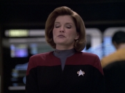 Filename=extant_StarTrek_VOY_6x10-Pathfinder_03393.jpg
Filesize=142KiB
Dimensions=1200x900
Date added=Dec 28, 2019 extant_StarTrek_VOY_6x10-Pathfinder_03393.jpg