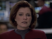 Filename=extant_StarTrek_VOY_6x10-Pathfinder_03446.jpg
Filesize=139KiB
Dimensions=1200x900
Date added=Dec 28, 2019 extant_StarTrek_VOY_6x10-Pathfinder_03446.jpg