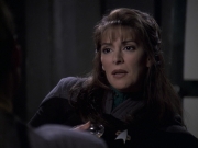 Filename=extant_StarTrek_VOY_6x10-Pathfinder_03601.jpg
Filesize=130KiB
Dimensions=1200x900
Date added=Dec 28, 2019 extant_StarTrek_VOY_6x10-Pathfinder_03601.jpg