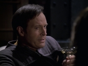 Filename=extant_StarTrek_VOY_6x10-Pathfinder_03610.jpg
Filesize=132KiB
Dimensions=1200x900
Date added=Dec 28, 2019 extant_StarTrek_VOY_6x10-Pathfinder_03610.jpg