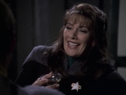 Filename=extant_StarTrek_VOY_6x10-Pathfinder_03618.jpg
Filesize=129KiB
Dimensions=1200x900
Date added=Dec 28, 2019 extant_StarTrek_VOY_6x10-Pathfinder_03618.jpg