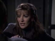 Filename=extant_StarTrek_VOY_6x10-Pathfinder_03619.jpg
Filesize=130KiB
Dimensions=1200x900
Date added=Dec 28, 2019 extant_StarTrek_VOY_6x10-Pathfinder_03619.jpg