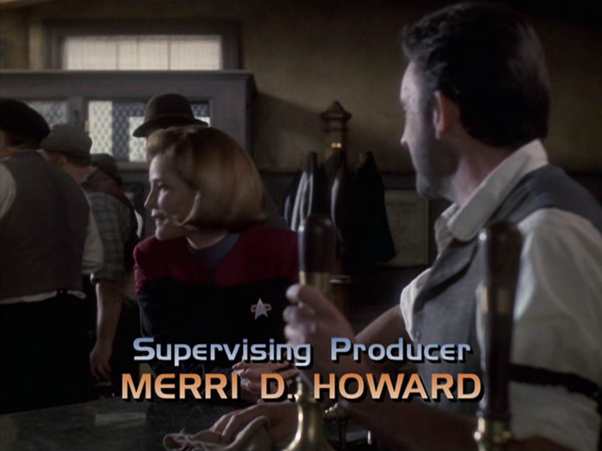 extant_StarTrek_VOY_6x11-FairHaven_00458.jpg