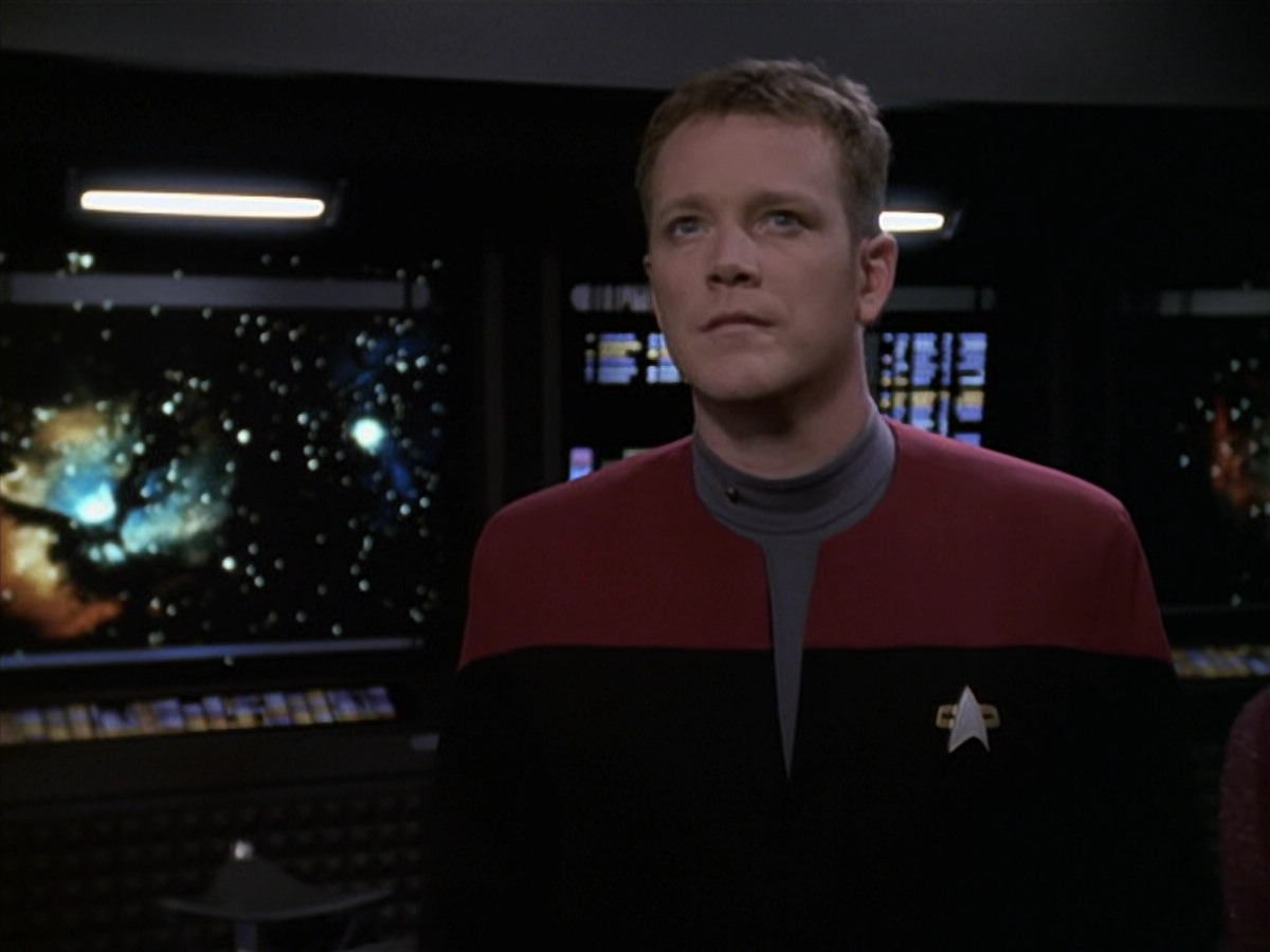 extant_StarTrek_VOY_6x11-FairHaven_00610.jpg