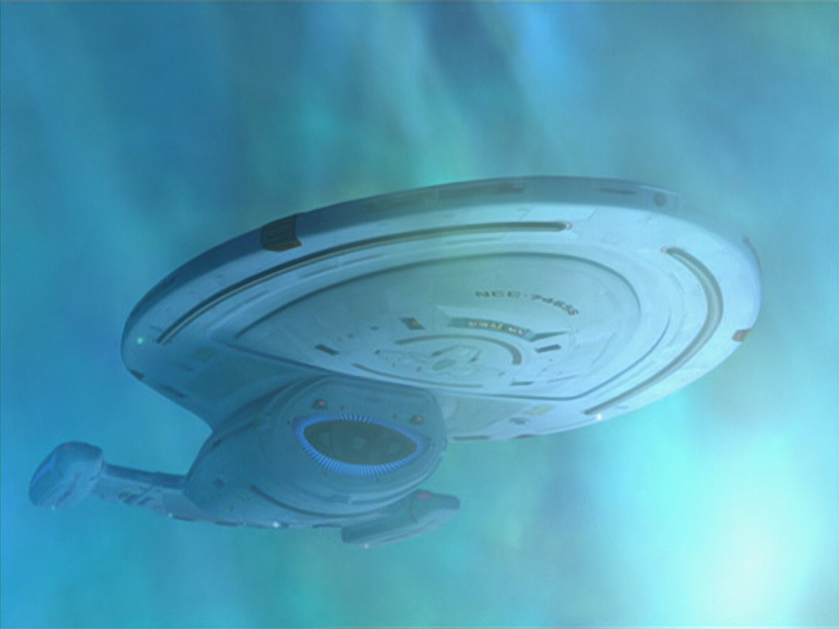 extant_StarTrek_VOY_6x11-FairHaven_02005.jpg