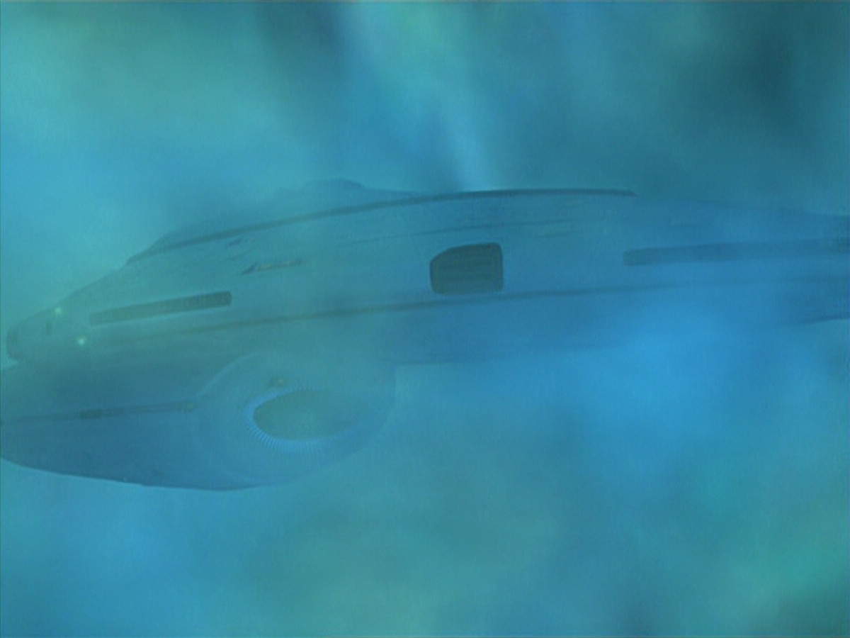 extant_StarTrek_VOY_6x11-FairHaven_03125.jpg