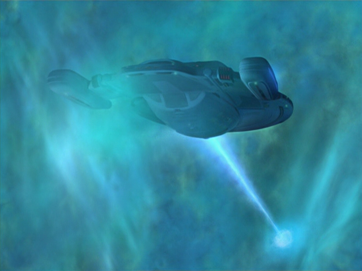 extant_StarTrek_VOY_6x11-FairHaven_03202.jpg