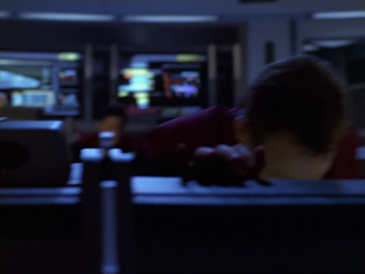 extant_StarTrek_VOY_6x11-FairHaven_03212.jpg