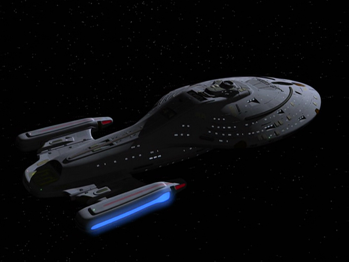 extant_StarTrek_VOY_6x11-FairHaven_03256.jpg