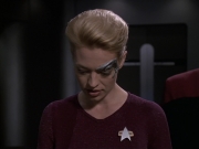 extant_StarTrek_VOY_6x11-FairHaven_00624.jpg