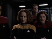 extant_StarTrek_VOY_6x11-FairHaven_00639.jpg