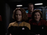 extant_StarTrek_VOY_6x11-FairHaven_00640.jpg