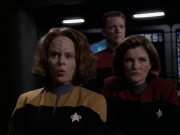 extant_StarTrek_VOY_6x11-FairHaven_00642.jpg