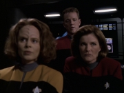 extant_StarTrek_VOY_6x11-FairHaven_00645.jpg