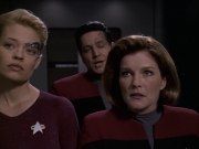 extant_StarTrek_VOY_6x11-FairHaven_00660.jpg