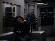 extant_StarTrek_VOY_6x11-FairHaven_00686.jpg