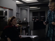 extant_StarTrek_VOY_6x11-FairHaven_00700.jpg