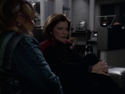extant_StarTrek_VOY_6x11-FairHaven_00708.jpg