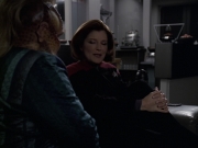 extant_StarTrek_VOY_6x11-FairHaven_00713.jpg