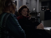extant_StarTrek_VOY_6x11-FairHaven_00717.jpg