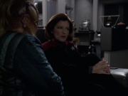 extant_StarTrek_VOY_6x11-FairHaven_00722.jpg