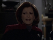 extant_StarTrek_VOY_6x11-FairHaven_00736.jpg