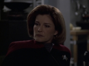 extant_StarTrek_VOY_6x11-FairHaven_00743.jpg
