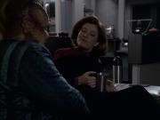 extant_StarTrek_VOY_6x11-FairHaven_00763.jpg